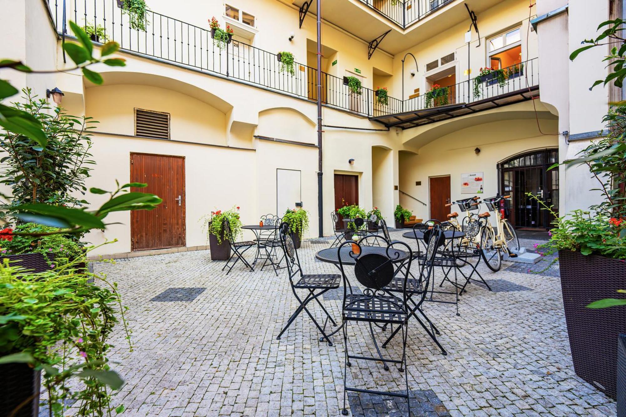 Josephine Old Town Square Hotel - Czech Leading Hotels Прага Экстерьер фото